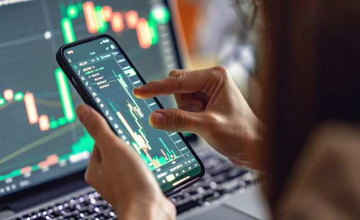 How Trading Platforms on Phones are Changing the Game