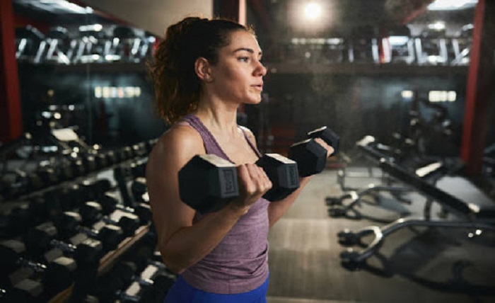 Warum verstellbare Hanteln die beste Investition für das Fitnesstraining von Frauen sind